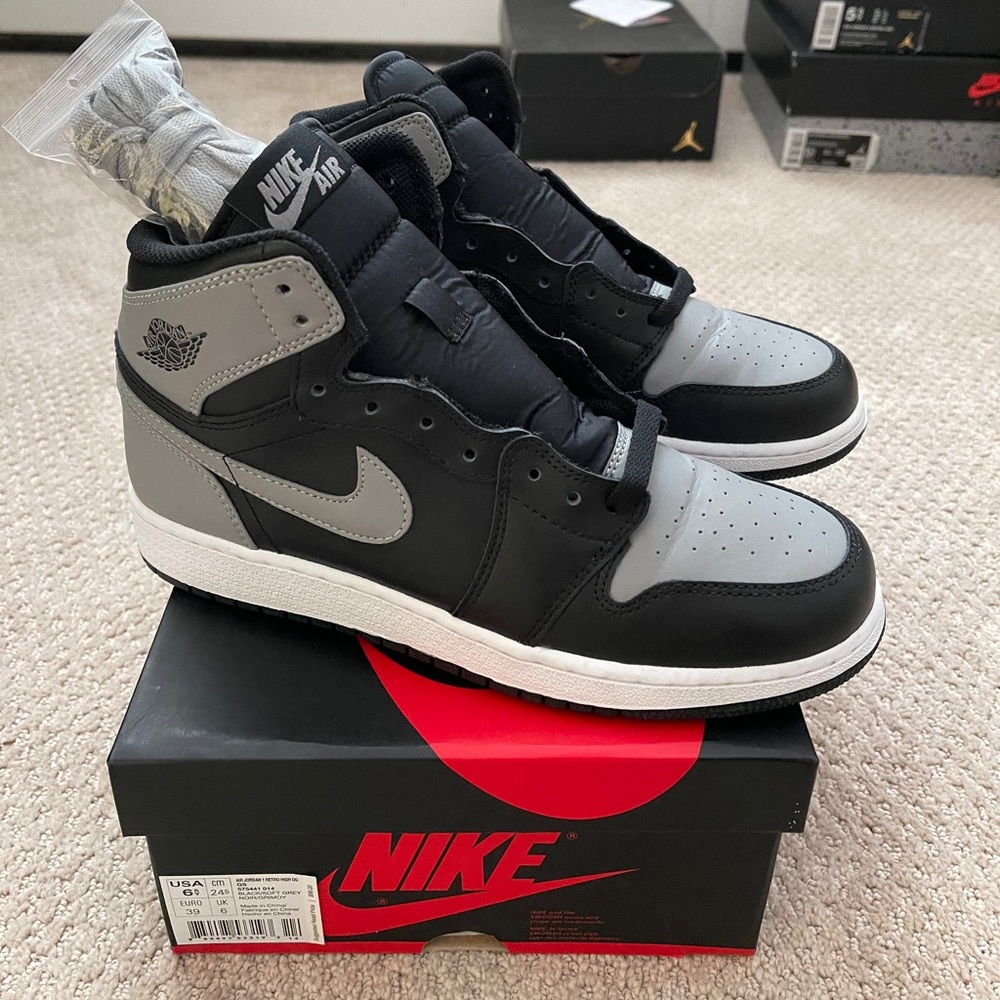 Nike Air Jordan Retro 1 Shadow 2013